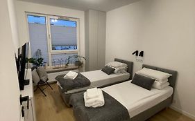 Apartament 4 Bed 2 Room Warsaw