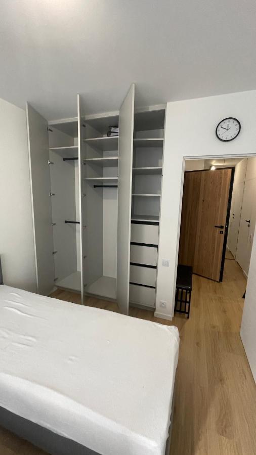Apartament 4 Bed 2 Room Varsovia Exterior foto
